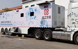 通讯指挥车